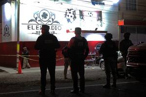 Diez muertos y cinco heridos en un ataque a un bar en el centro de México