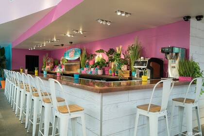 En el Malibu Barbie Cafe se pueden reservar mesas hasta para seis personas