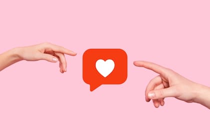 En el mundo actual, uno de los principales métodos para conseguir pareja está en las redes sociales