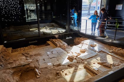 En el museo de la Casa de San Martín quedan a la vista los trabajos de excavación arqueológica que se hicieron en la propiedad