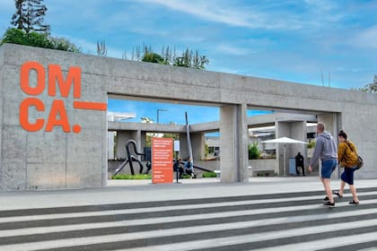 En el Museo de Oakland, en California, ladrones robaron 1000 objetos