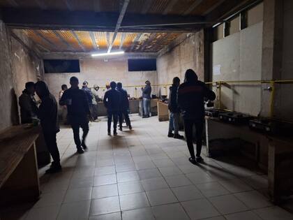 En el operativo comprobaron que “los empleadores no les proporcionaron ropa de trabajo ni elementos de protección y que los propios dueños del campo fueron quienes trasladaron hasta allí a los trabajadores"