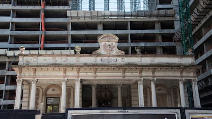 En el Palacio Roccatagliata, está frenada la construcción de tres torres