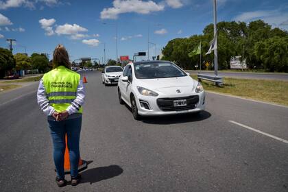 En el peaje de Samborombón, en la ruta 2, hubo picos de 2600 automóviles por hora 