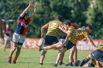 En el pie de Juan Cruz Camerlinckx se basó en parte el dominio de Regatas ante San Luis 