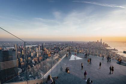 En el piso 100 del edificio se puede disfrutar de las vistas panorámicas de la ciudad