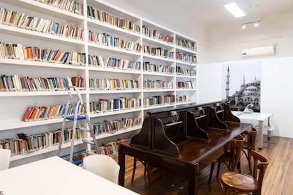 En el primer piso hay salas que homenajean al Borges escritor, al Borges lector y al Borges traductor