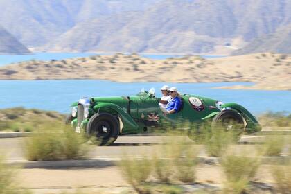 En el Rally de las Bodegas, de 700 kilómetros de extensión, hubo tripulación extranjera en autos clásicos
