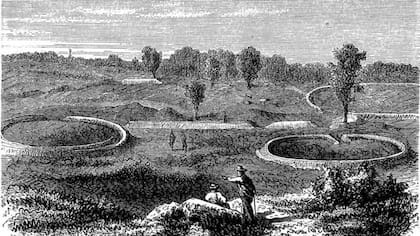 En el siglo XIX, los colonos blancos comenzaron a construir sus hogares alrededor de las zonas donde la cultura Hopewell erigió sus obras