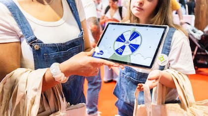 En el stand de Babysec en la Expo Ahora Mamá, las familias disfrutaron de juegos y actividades, sorteos por un año de pañales gratis y otros premios.