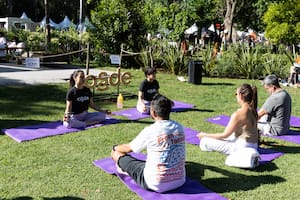 En el stand de OSDE en Jardín Fest ofrecieron clases de yoga a los visitantes.
