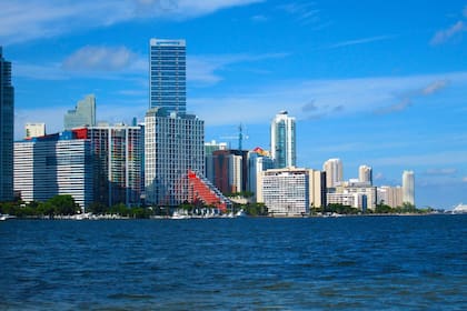 En el sur del Estado Soleado, al margen de alguna lluvia aislada por la mañana, se espera una jornada agradable