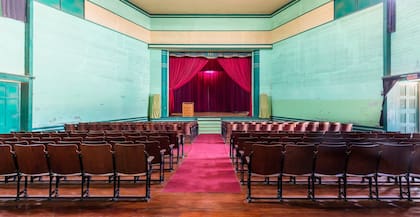 En el teatro de Humberstone hace ya muchos años que no hay función.