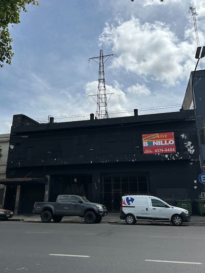 En el terreno que alguna vez albergó el icónico City Hall, pronto se alzará un moderno edificio de departamentos