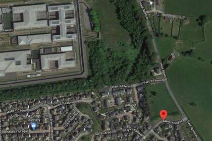 En el terreno, que se marca en la foto aérea con un punto rojo, se enterraron unas 2000 personas entre 1887 y 1958