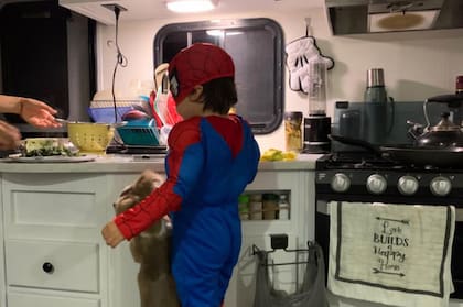 "En el tiempo transcurrido experimentamos distintas costumbres clásicas como Halloween y Thanksgiving, que al principio no conocíamos más de lo que se ve en las películas pero al vivirlo nos sentimos parte y logramos disfrutar".