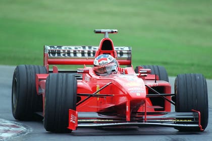 En el último de los veinte capítulos del Gran Premio de la Argentina, Michael Schumacher anotó su nombre entre los ganadores; Juan Manuel Fangio, con cuatro triunfos, es el máximo vencedor