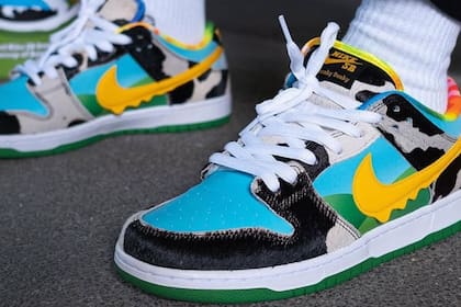 En el último tiempo se hicieron más comunes colaboraciones inesperadas como en el caso de la alianza entre Nike y la cadena de heladerías Ben & Jerry’s que se unieron para lanzar las Chunky Dunky, un modelo de zapatillas “inspirado” en el helado Chunky Monkey