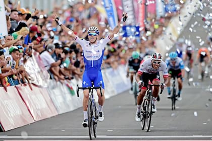En el último tramo, Zdenek Stybar se quedó con la carrera entre Villicum y el Santuario de la Difunta Correa