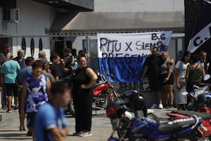 En el velatorio de Cristian Paredes, se realizaron fuertes quejas contra el accionar de la policía bonaerense