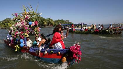En el Vía Crucis acuático del lago Cocibolca, en Nicaragua, cada islote representa una estación