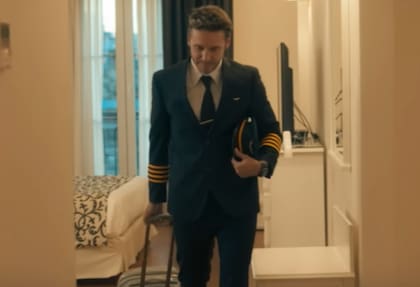 En el videoclip, Benjamín Vicuña interpreta a un piloto de avión (Foto: Captura de video)