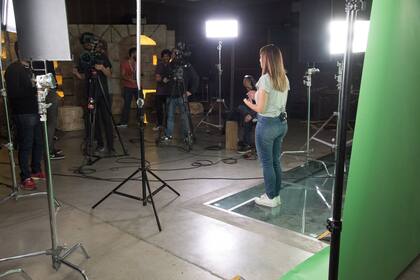 En el YouTube Popup Day los youtubers argentinos pudieron experimentar con diferentes configuraciones de cámaras, fondos verdes y luces para sus videos