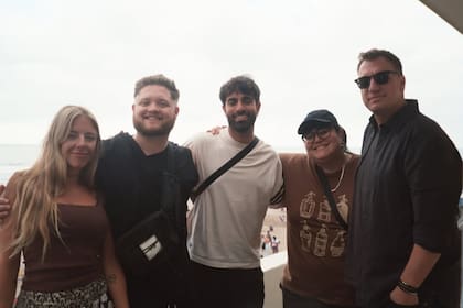 En enero, Maxi López debutó como conductor en Sería increíble (Olga); sin embargo, un mes después confirmó su salida del programa (Foto: Instagram @seriaincreible_)