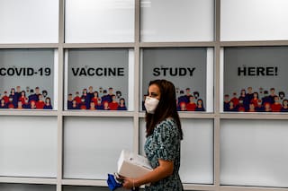 Covid: la próxima generación de vacunas podría ser en pastillas o en aerosol