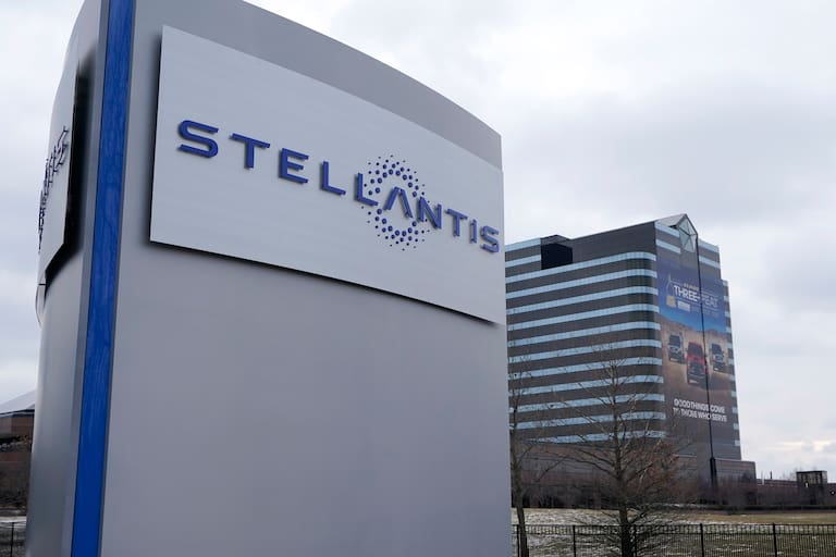 Stellantis invierte US$100 millones en el sector de energías renovables