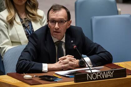 En esta imagen de archivo, el ministro de Exteriores de Noruega, Espen Barth Eide, participa en una reunión del Consejo de Seguridad en la sede de Naciones Unidas, el 23 de enero de 2024