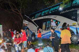 Un accidente de autobús en Tailandia deja 14 muertos y más de 30 heridos