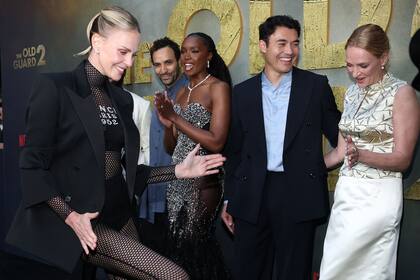 En esta nueva entrega, el grupo liderado por Andy (Theron) deberá enfrentar a un nuevo enemigo que amenaza tanto al futuro de la humanidad como al mismo equipo