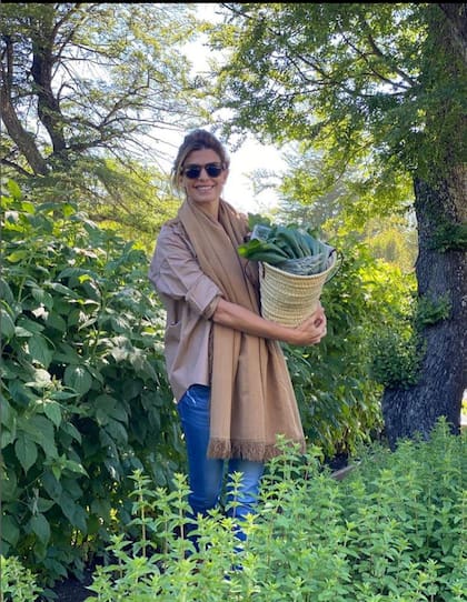 "En estas páginas, también están presentes aquellos platos que nutren mi alma: recetas simples y ricas transmitidas entre generaciones. Es la cocina natural que hace bien, la que nos vuelve más sanos, por dentro y por fuera", adelantó Awada sobre el contenido del libro