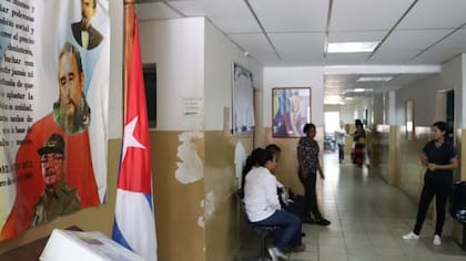 En este centro médico de Guanta, en el que trabajan médicos cubanos, no hay antibióticos para responder a las infecciones respiratorias