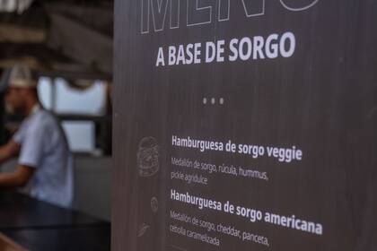 En Expoagro se ofreció hamburguesa de sorgo
