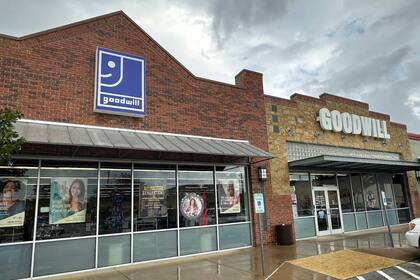 En Facebook, la mujer escribió que había rezado por la “nena” al notar que el contenedor tenía cenizas