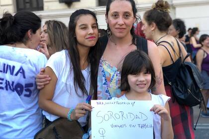 En familia también se marchó