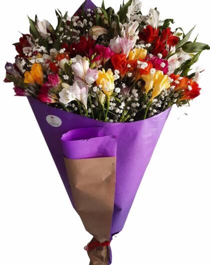 En Florería Rosamel podés encontrar todo tipo de flores frescas para alegrar tu casa