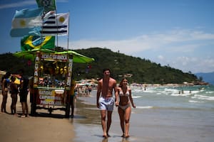 Qué requisitos deben cumplir los argentinos para ir de vacaciones a Brasil