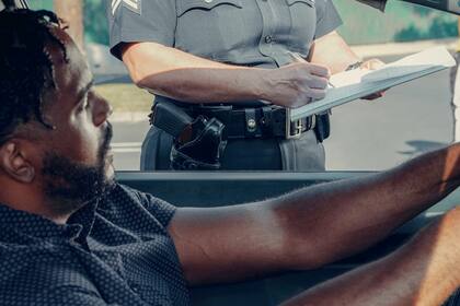 En Florida, las personas indocumentadas no pueden aplicar por un carnet de conductor o una tarjeta de identificación