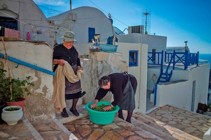 Los habitantes más jóvenes abandonan la isla en busca de mejores opciones laborales y para asistir a la universidad