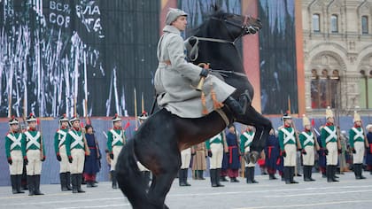 En fotos: así celebra Rusia el centenario de la Gran Revolución Socialista