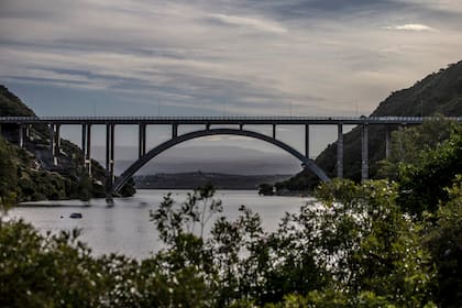 El nuevo puente llevará el nombre del exgobernador de Córdoba, José Manuel de la Sota