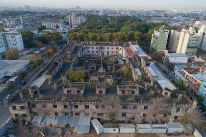 La restauración de la vieja cárcel de Caseros es uno de los proyectos pendientes de la Ciudad