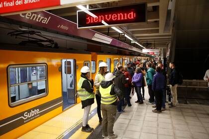 Los barrios de Flores y Retiro se conectarán en 32 minutos de viaje entre cabeceras (Plaza de los Virreyes-Retiro)