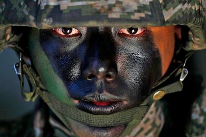 En fotos, el duro entrenamiento militar de la Marina Surcoreana