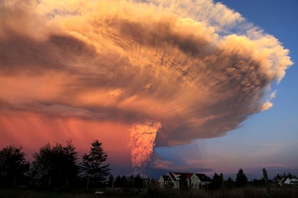 En fotos: impactantes imágenes de la erupción del volcán Calbuco