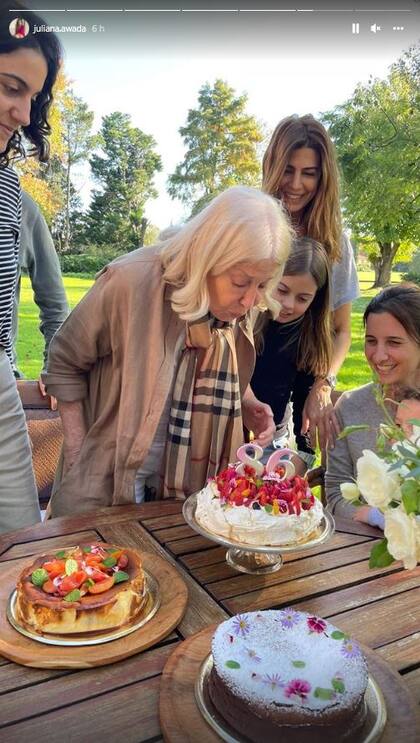 En fotos: Juliana Awada festejó el cumpleaños de su mamá, Elsa “Pomi” Baker