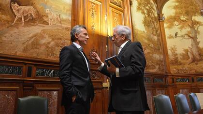 El encuentro entre Macri y el escritor Mario Vargas Llosa